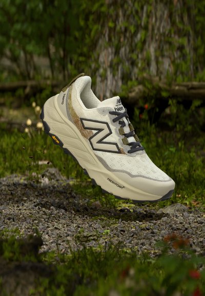 New Balance HIERRO V9