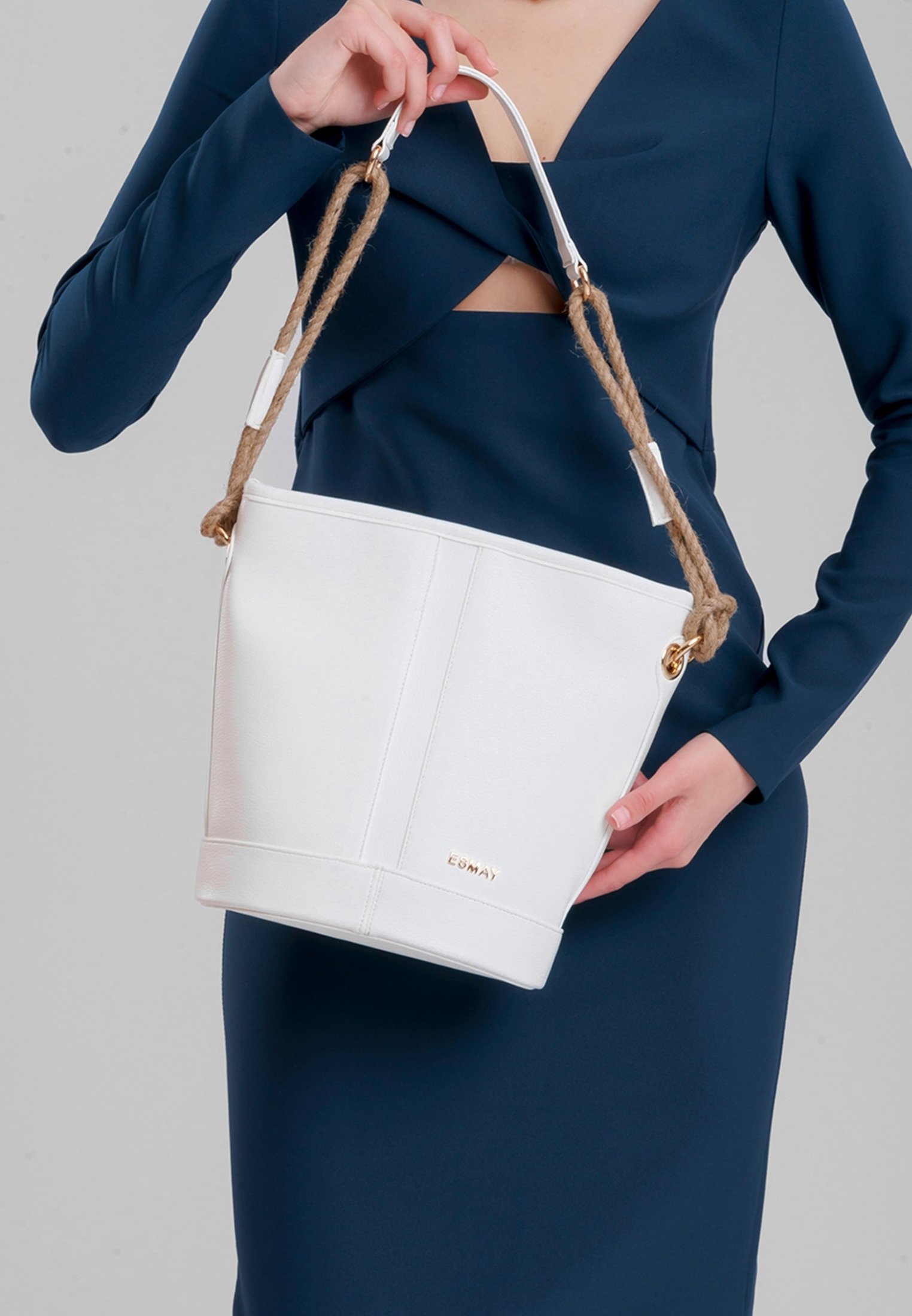 ESMAY VEGAN - Borsa a tracolla - pearl/avorio - Zalando.it