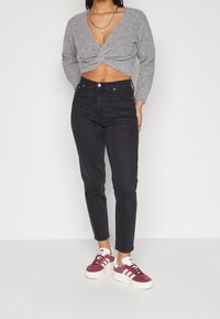 Even&Odd Sweter