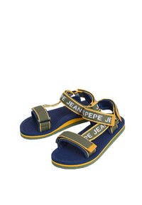 Plave i zelene sandale s podesivim platnenim trakama koje imaju logo "Pepe Jeans", teksturirana potplat i žuti naglasci na ulošku.
