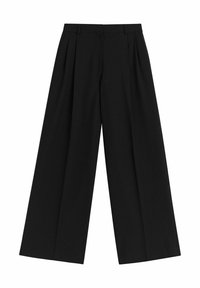 Czarne spodnie typu wide-leg wykonane z gładkiego materiału, z przednimi fałdami, płaskim paskiem w talii i bez widocznych elementów metalowych lub akcentów.