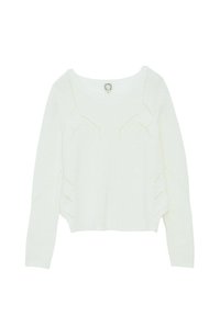 Pull en tricot blanc avec des manches longues, un col arrondi et des motifs de couture décoratifs à l'avant et sur les côtés. Fini texturé.