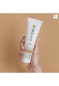 Biolage BOND THERAPY SMOOTHING LEAVE-IN CREAM - Haarserum