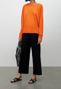 Massimo Dutti Sweter
