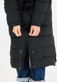 North Bend STEPPMANTEL - Talvitakki - black