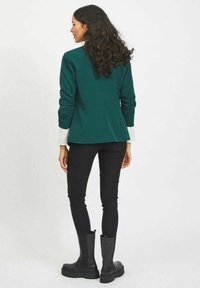 VILA VIHER zieleń butelkowa