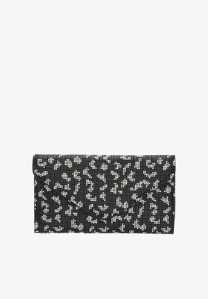 Sort clutc med et mønsterdesign med hvide og sølv detaljer, tekstureret overflade og en klassisk kuverttype.