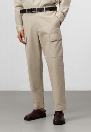 Pantaloni cargo - camel ecru