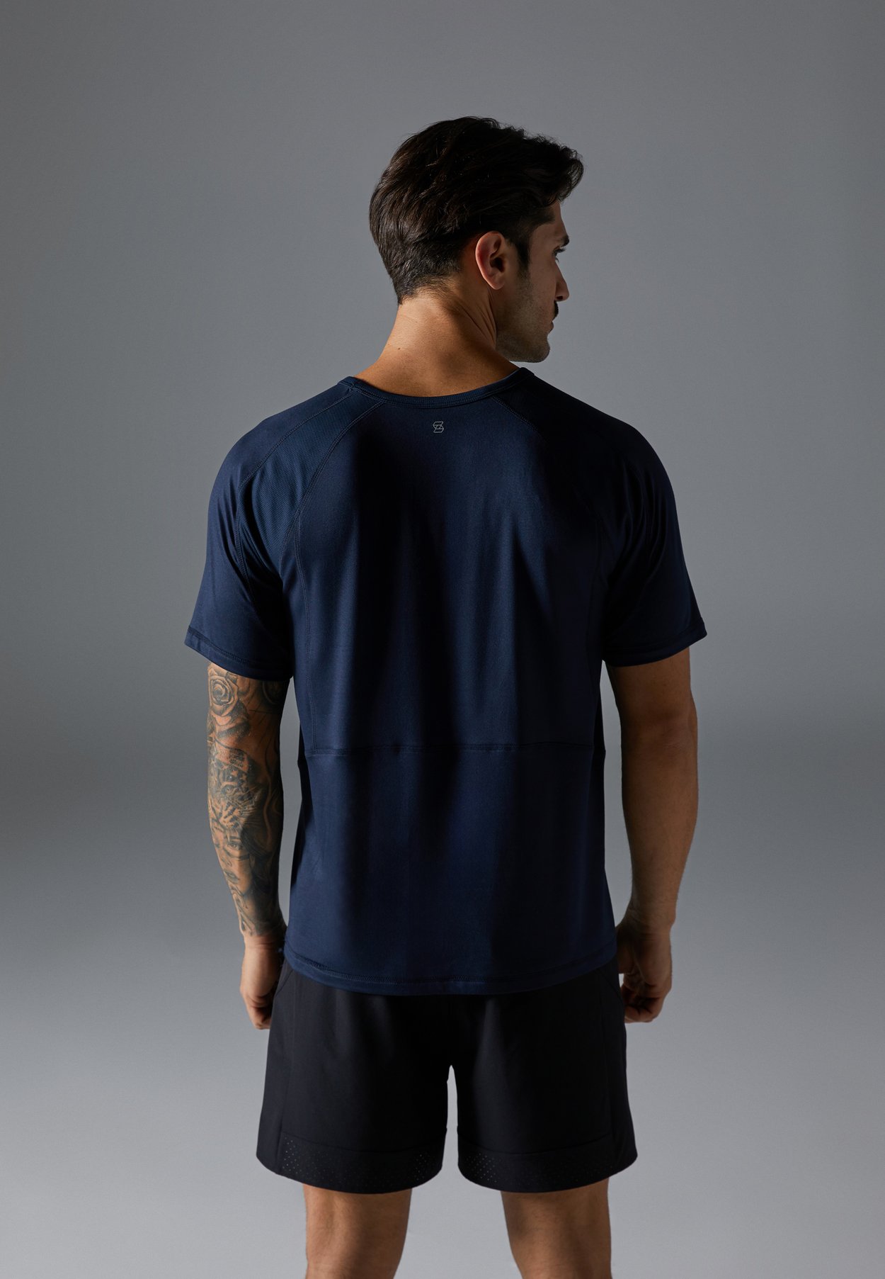 REGULAR FIT SPORTS T-SHIRT