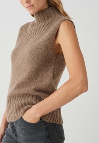 OPUS POGETI - Strickpullover - cocoa