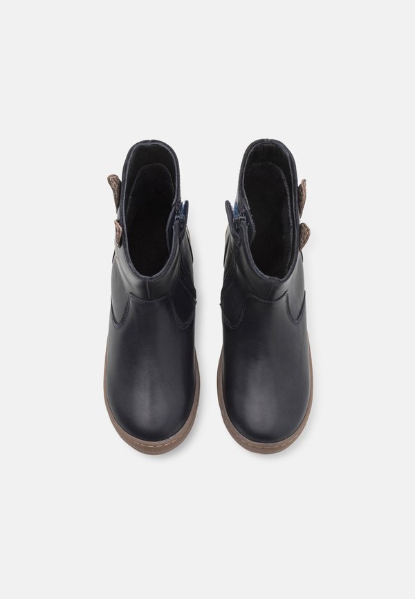 LEATHER – Stiefelette