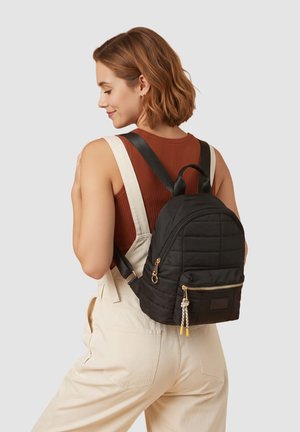 Outfitters Nation, Mochila - black