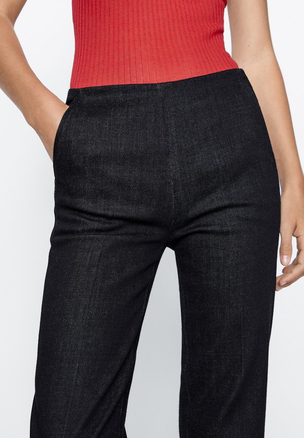 SLIM FIT - Trousers4