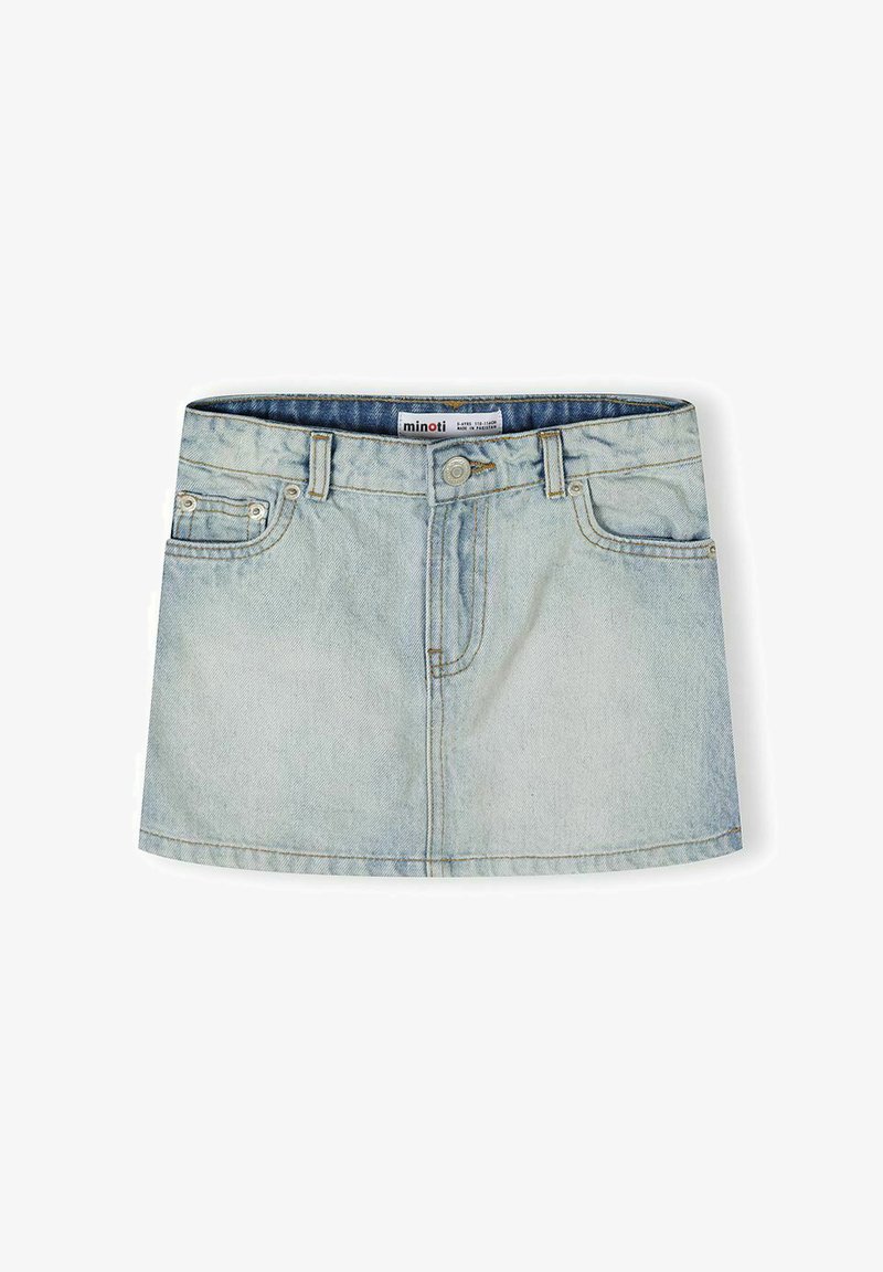 Mini-jupe en denim bleu clair avec fermeture à boutons et zip à l'avant, passants pour ceinture, deux poches avant et une petite poche pour pièce de monnaie.