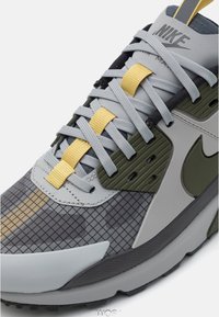 Nike Sportswear AIR MAX 90 DRIFT - Sapatilhas - light smoke grey/cargo khaki/black