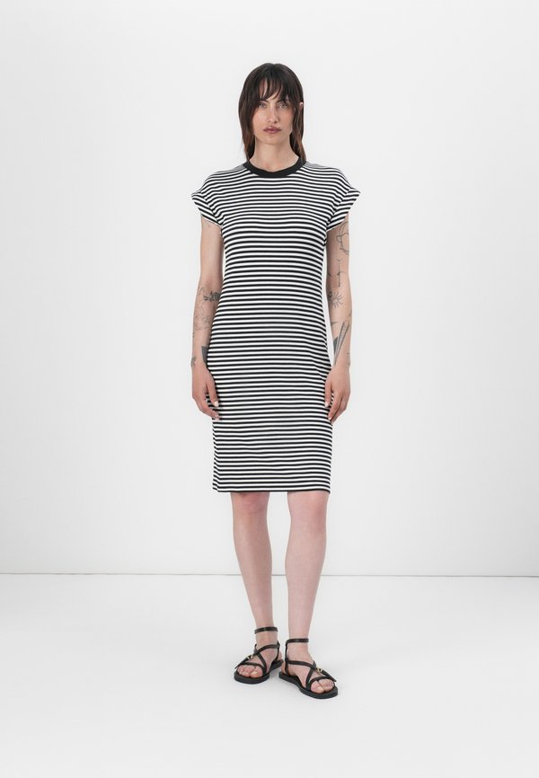 SHORT TEE - Day dress