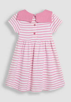 Gestreiftes Kleid mit rosa und weißen horizontalen Streifen, kurzen Ärmeln, einem rosa Kragen und drei Knöpfen auf der Rückseite. Aus weichem Baumwollmaterial.