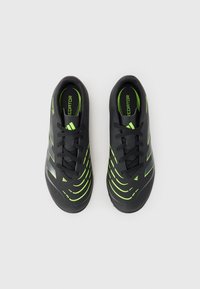 adidas Performance PREDATOR CLUB UNISEX - Chaussures de football sur gazon - core black/carbon/lucid lemon