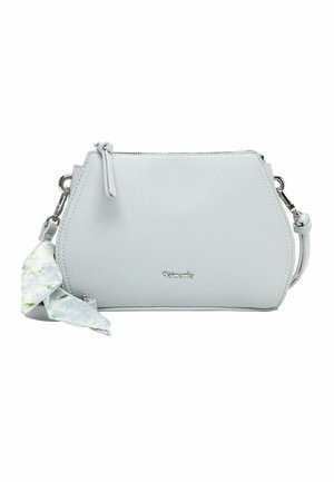 Vaaleanharmaa teksturoitu nahkainen käsilaukku hopeisella logolla, irrotettavalla hihnalla, vetoketjullisella suljennalla ja sivulla sidottu kukallinen kangasasu.