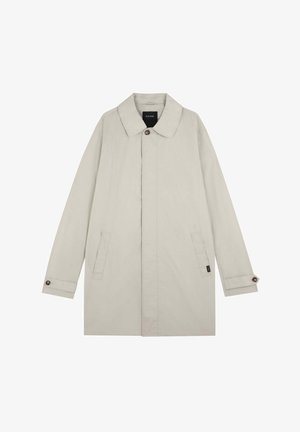 Palton gri deschis cu guler ascuțit, închidere frontala cu nasturi, două buzunare laterale și manșete reglabile. Fabricat dintr-un material neted și ușor.