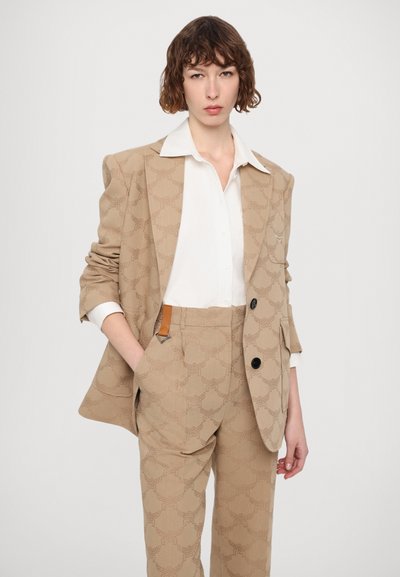 MCM Blazer - beige