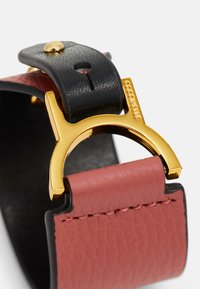 Coccinelle ARLETTIS - Pulsera - pot