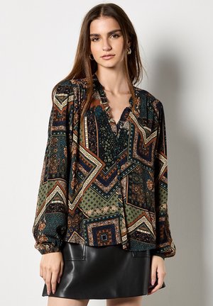 PATCHWORK PRINT RUFFLE - Bluse - green