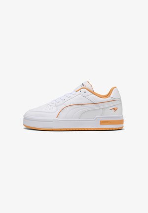 Puma, MCLAREN RACING CA PRO SNEAKERS UNISEX - Baskets basses - white-papaya