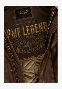 Ausgewählt, d brown