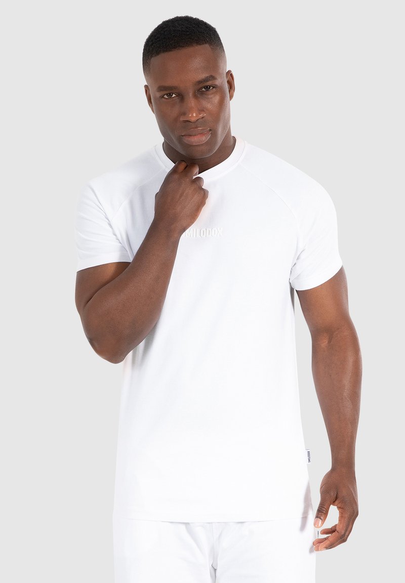 Smilodox - DAMIAN - Basic T-shirt - weiß, Enlarge