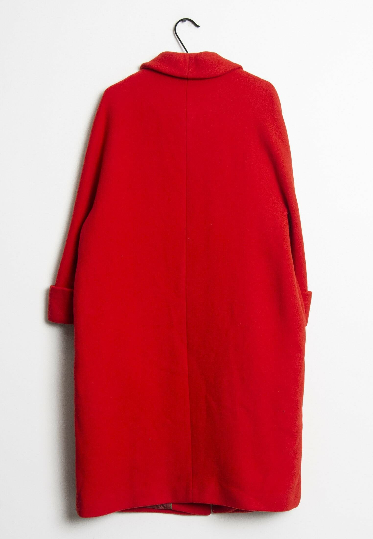 Mantel red Mantel red
