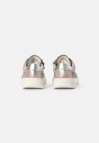 Superfit COSMO - Baskets basses - hellgrau/rosa