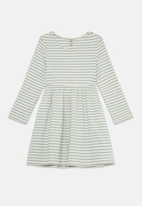 Atlasīts, birch/arona