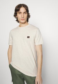 Les Deux PIECE - T-shirt básica - ivory melange/dark burgundy/dark sand
