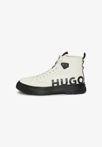 Selected, light grey three