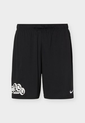 Čierne športové šortky s elastickým pásom, biely Nike znak na pravej nohe a štýlový nápis „athletic“ na ľavom okraji nohavice.