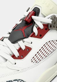 Jordan JORDAN SPIZIKE mleczny