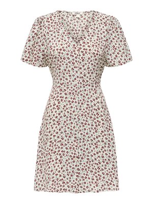 Vestido blanco de manga corta con un estampado floral rojo, escote en V, cintura ajustada y cierre con botones en la parte delantera.