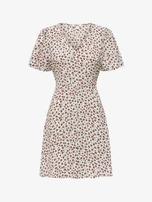 Witte jurk met korte mouwen en rood bloemmotief, V-hals, getailleerde taille en knopen aan de voorkant.