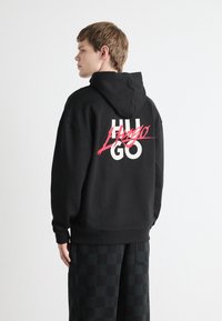 HUGO Sportska majica - black