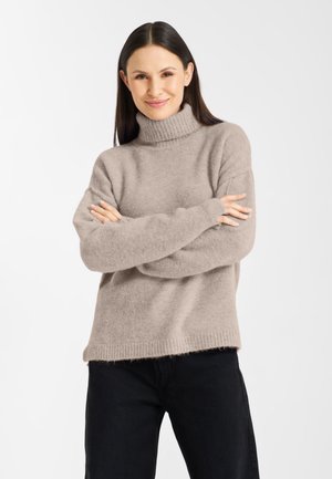 - Sweter