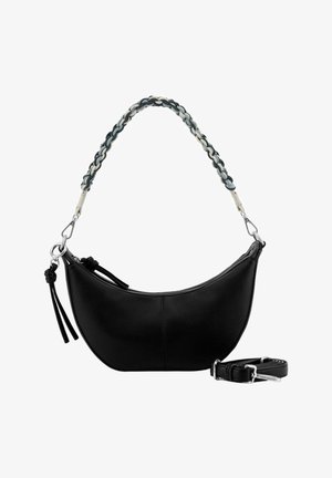 Sac à main noir en forme de croissant avec poignée tressée grise et noire, fermeture éclair, détails pompons et bandoulière amovible et réglable à côté.