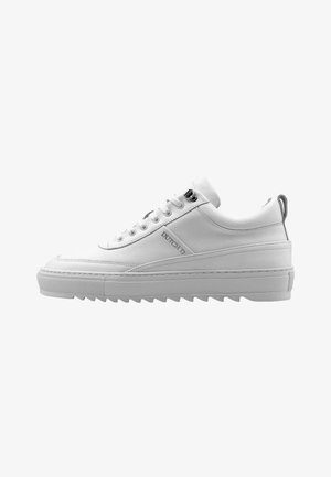 Dutch'D MYTH - Sportieve veterschoenen - white
