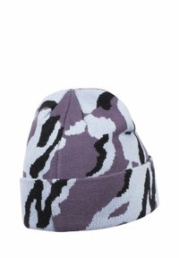Gebreide beanie in paars, grijs en zwart camouflagedesign. Heeft een omgeslagen boord en een gestructureerde stof voor warmte.
