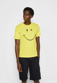 Champion Rochester Camiseta estampada - yellow