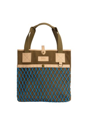 Sac cabas marron avec garniture en cuir fauve, poche en filet à motif de losanges bleus, et deux bretelles d'épaule. Marquage Barbour Paul Smith à l'avant.