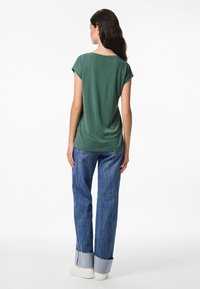 Pieces - T-shirt basic