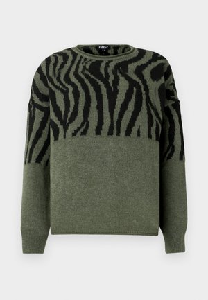 Zebra-patroon trui in donker groen en zwart, gebreide textuur, ronde hals, lange mouwen, met contrasterend ontwerp op het bovenste gedeelte.