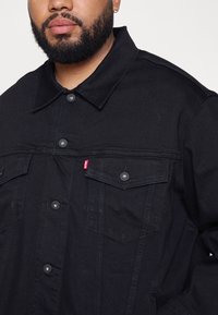 Levi's® Plus BIG TRUCKER - Farmerdzseki - dark horse