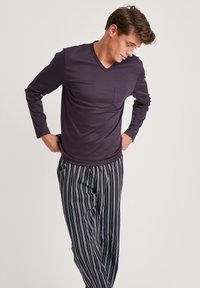 Calida RELAX STREAMLINE - Nachtwäsche Set - plum